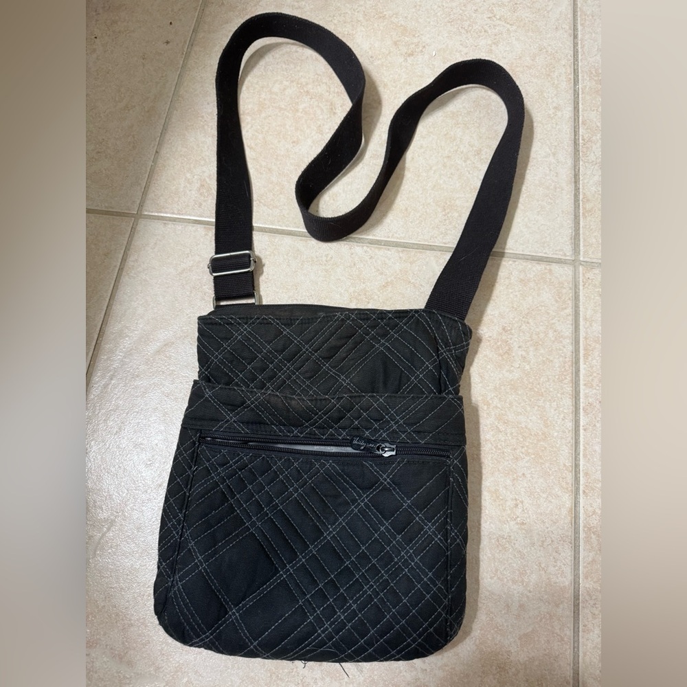 Thirty One Stylish Black Quilted Bag
